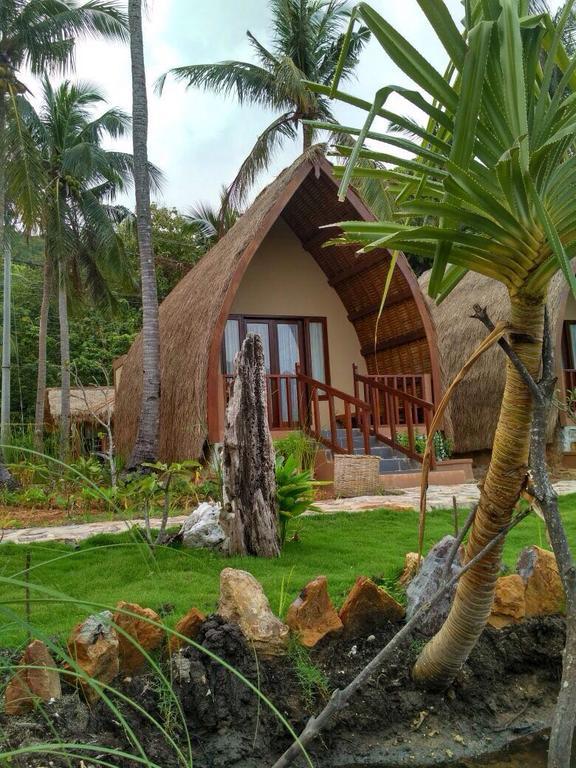 Karimun Lumbung Hotel Karimunjawa Buitenkant foto